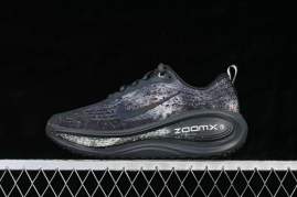 Picture of Nike Vomero Plus _SKUfw21872904079009448fw